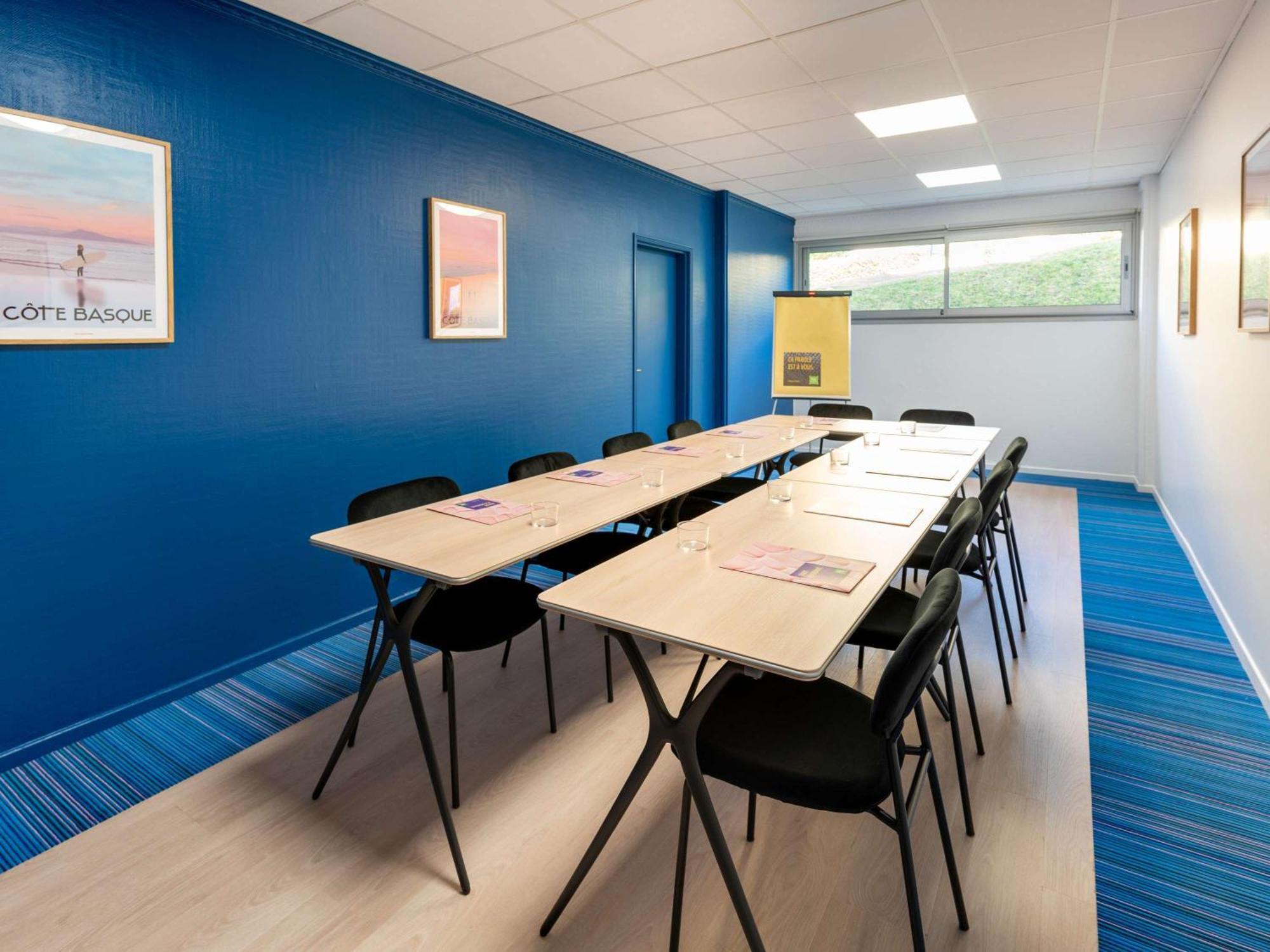 Ibis Styles Biarritz Plage Exterior photo